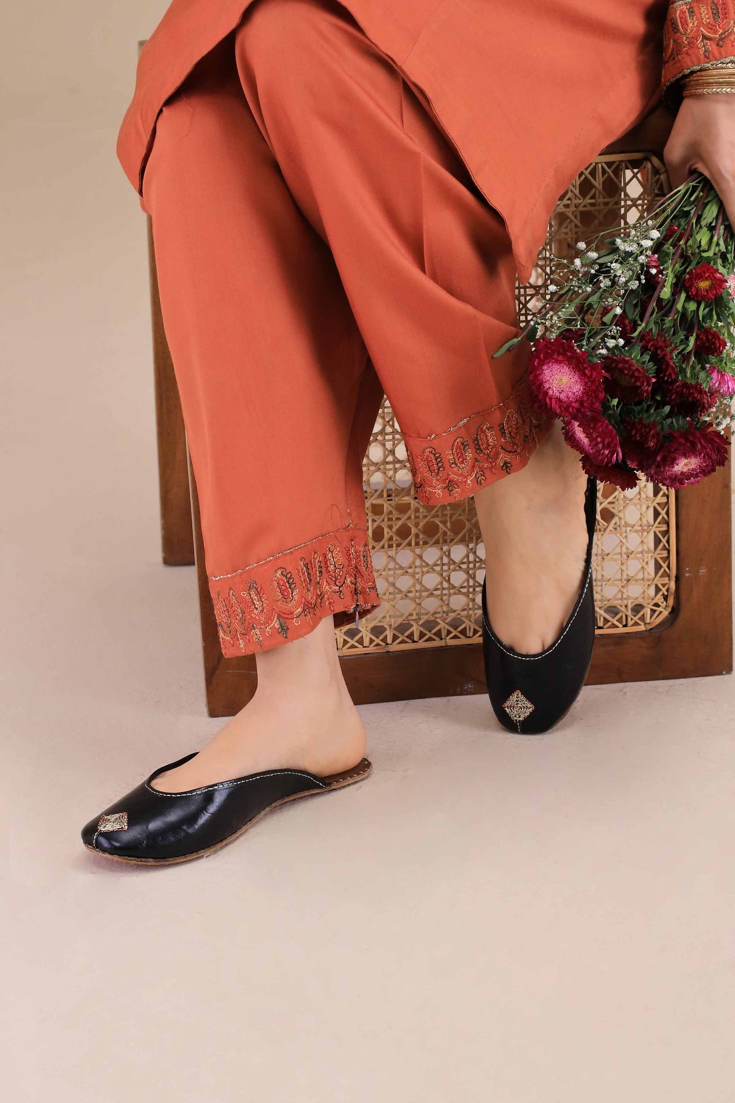 Black Khussa-1531253703